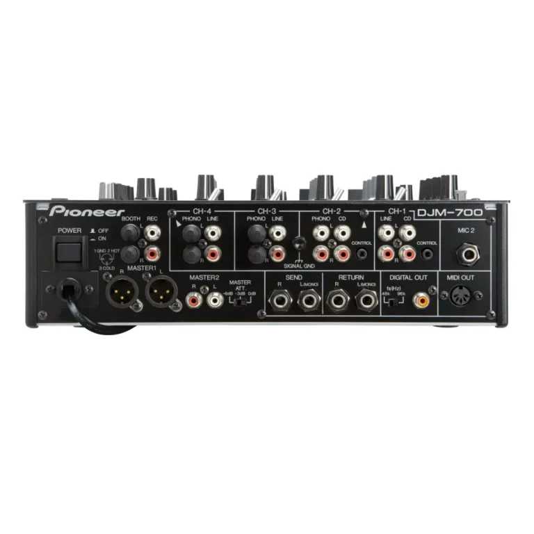 DJM-700 2